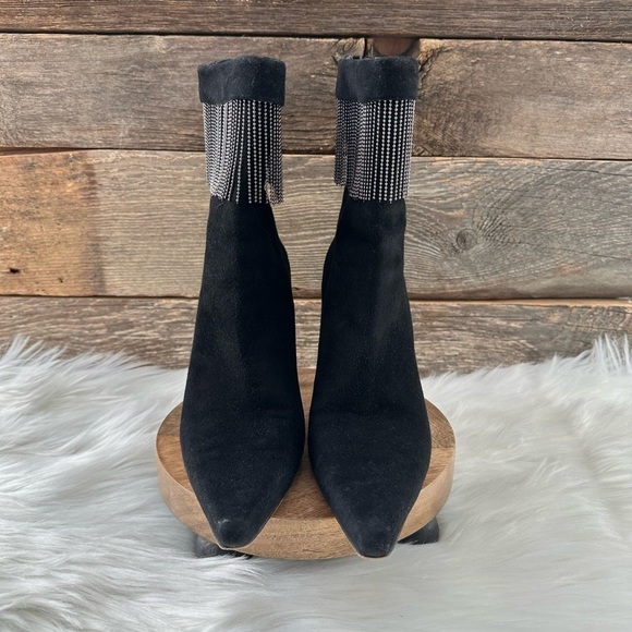 STUART WEITZMAN | Fringe Trim Suede Boot - Picture 2 of 6